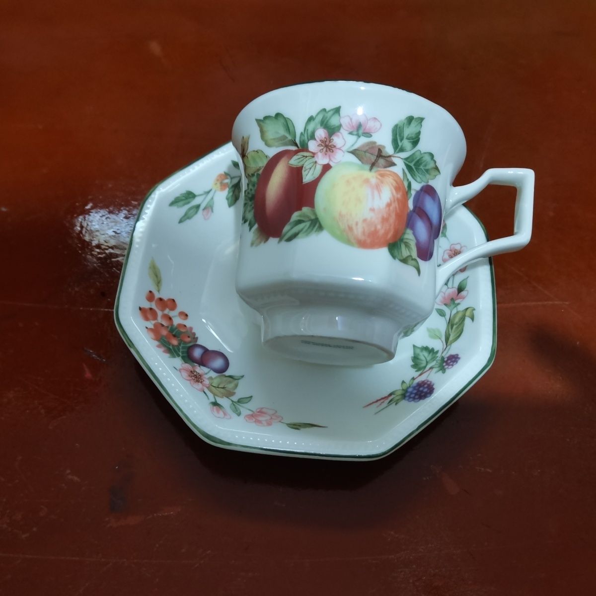 Coffee Tea Uk - Export to the UK Original octagonal